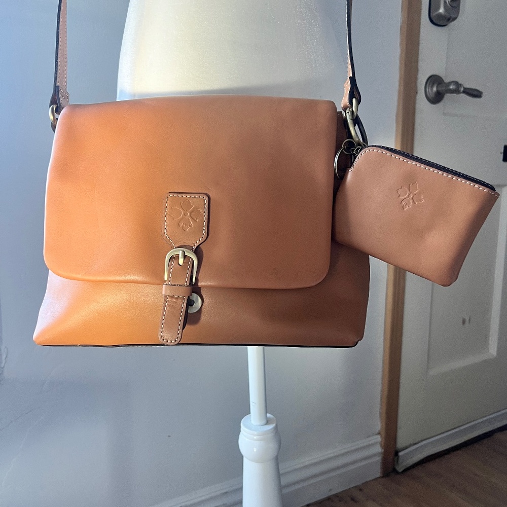 Patricia Nash, Boho Mili Leather Medium Flap Crossbody w Coin Pouch Hazelnut - Picture 12 of 12